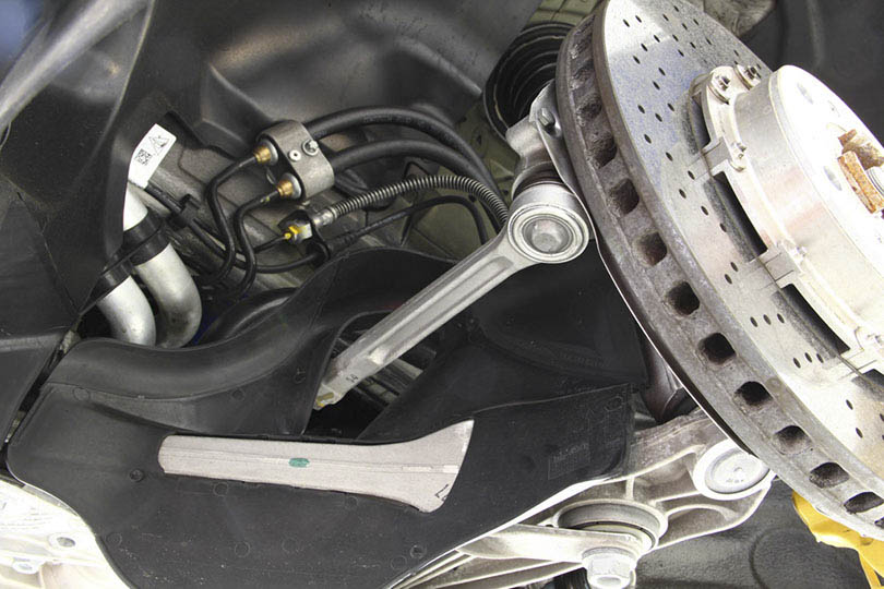 991-carrera-suspension-cs2-15