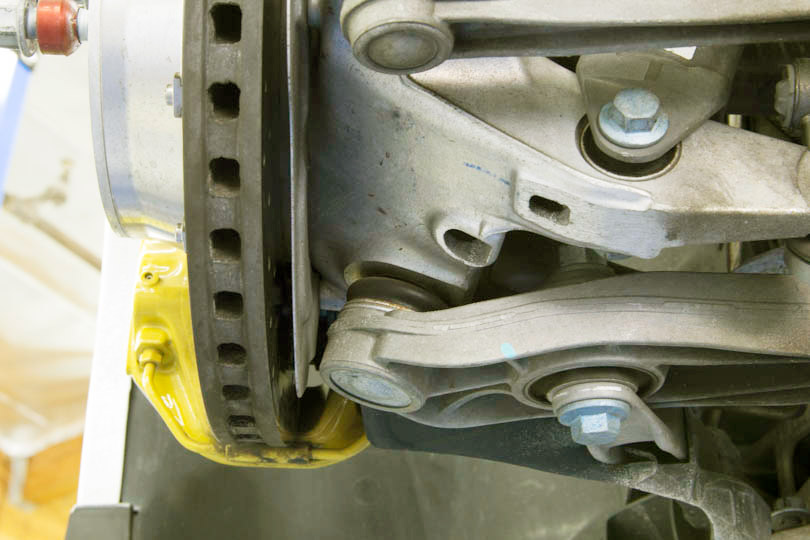 porsche-997-GT3-rear-control-arm-ball-joint